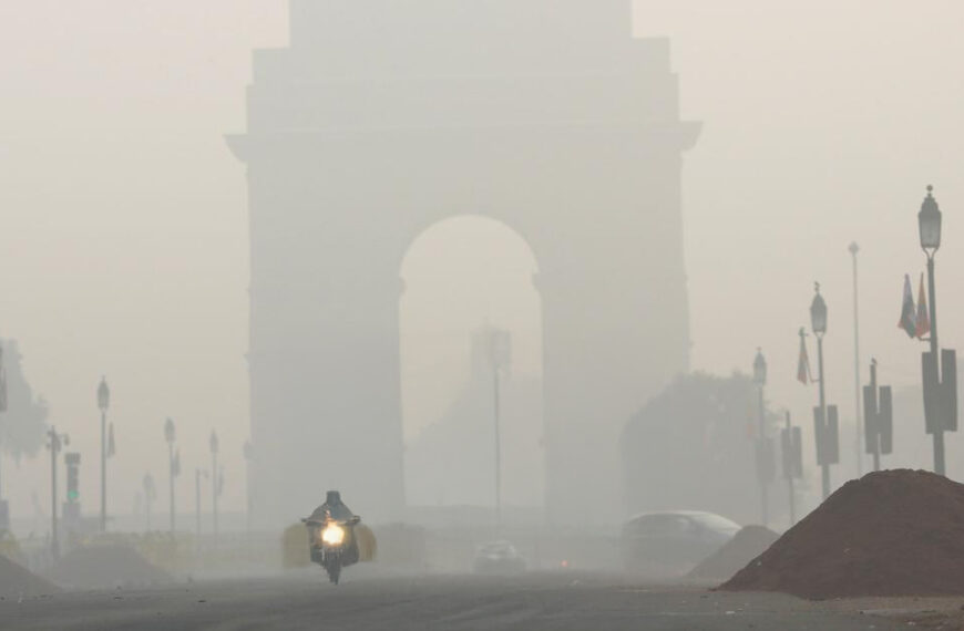 Delhi Records Season Coldest Day Amid Poor Air Quality