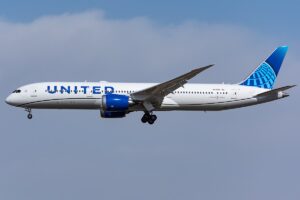 Mid-Air Chaos: United Airlines Flight’s Emergency Landing in Lagos Leaves 6 Injured